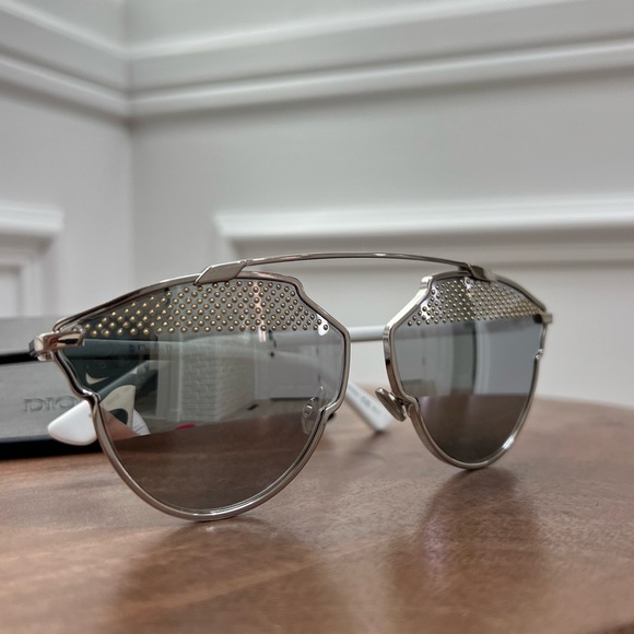 DIOR DiorSoReal Sunglasses - Picture 3 of 10